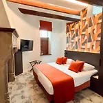 Hotel Der Valk Selys & 4*