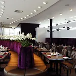 Der Valk Selys &