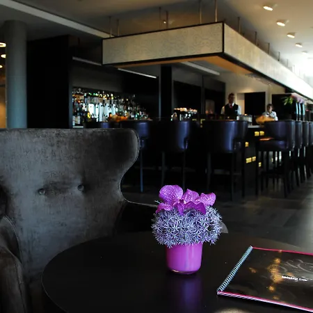 Der Valk Selys & Otel