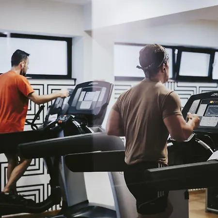 Otel Der Valk Selys & 4*