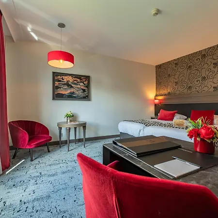 Hotel Der Valk Selys & 4*