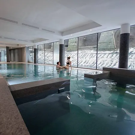 Der Valk Selys & Hotel 4*
